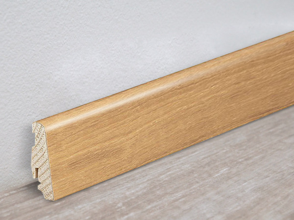 Steck-Sockelleiste Eiche furniert, matt versiegelt