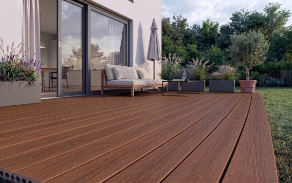 Terrassendiele WPC Patio co-extrudiert Braun Hohlkammerprofil
