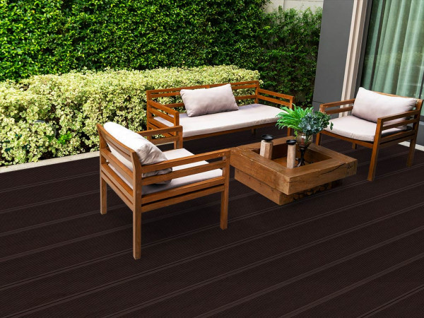 Terrassendiele BPC Mahagoni-Optik