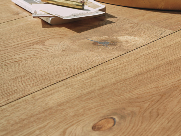 Lindura HD 400 Eiche authentic 8915 Landhausdiele