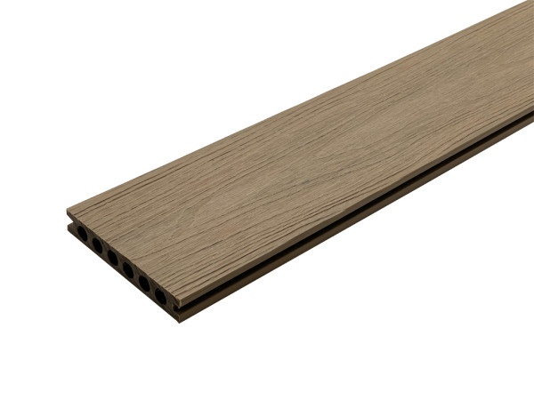 Terrassendiele WPC braun Holzoptik geprägte Oberfläche